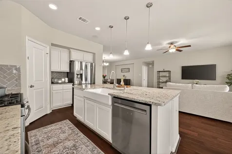 2312 Redwood Ridge Trail Manvel TX 77578