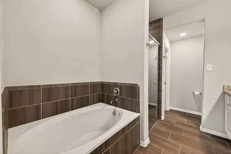 2312 Redwood Ridge Trail Manvel TX 77578