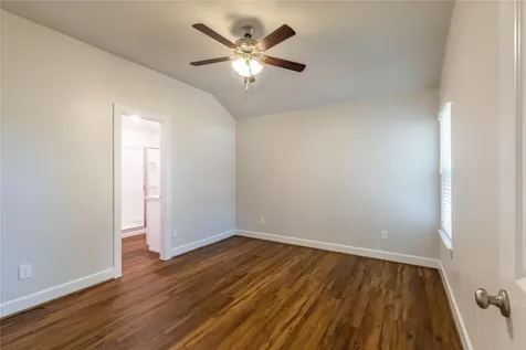 819 Roosevelt Navasota TX 77868