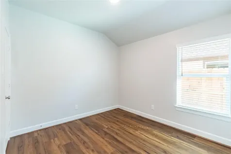 819 Roosevelt Navasota TX 77868