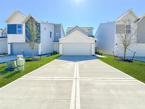 2718 Discovery Trails Court Conroe TX 77301