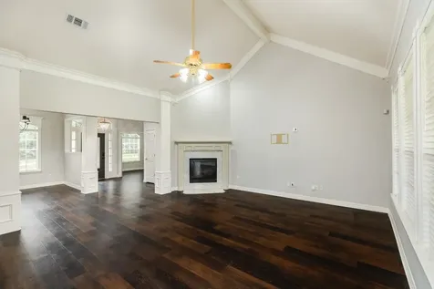 900 Enchanted Oaks Drive Angleton TX 77515