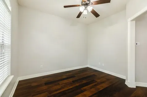900 Enchanted Oaks Drive Angleton TX 77515