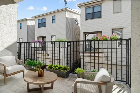 2547 Rusk Street Houston TX 77003