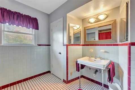4316 Caduceus Place Galveston TX 77550