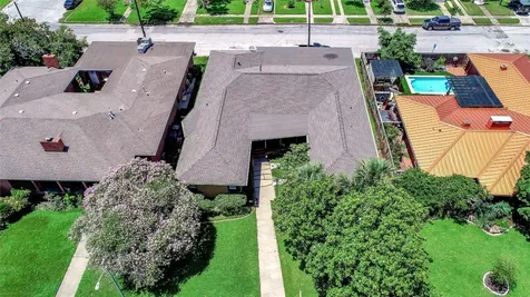 4316 Caduceus Place Galveston TX 77550