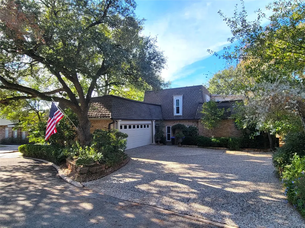 709 Palmer Drive Conroe TX 77302
