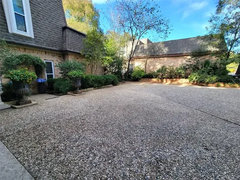709 Palmer Drive Conroe TX 77302