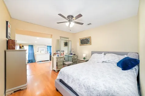 7711 Miller Glen Lane Houston TX 77072