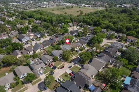 7711 Miller Glen Lane Houston TX 77072