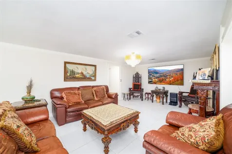 7711 Miller Glen Lane Houston TX 77072
