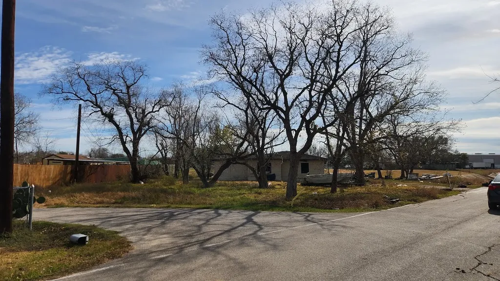 309 Canniff Road Houston TX 77587