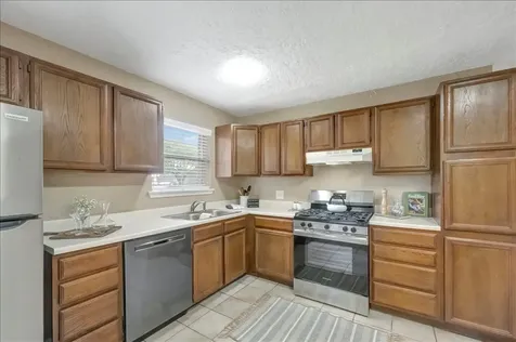 708 Moody Avenue League City TX 77573