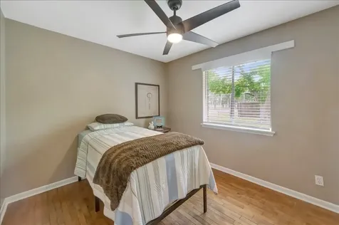 708 Moody Avenue League City TX 77573