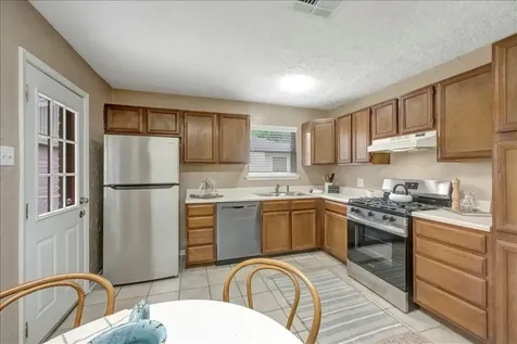 708 Moody Avenue League City TX 77573