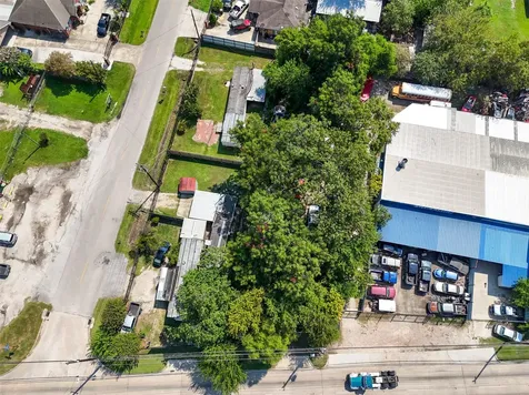 11110 E Hardy Road Houston TX 77093
