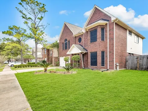 16423 Ash Point Lane Sugar Land TX 77498