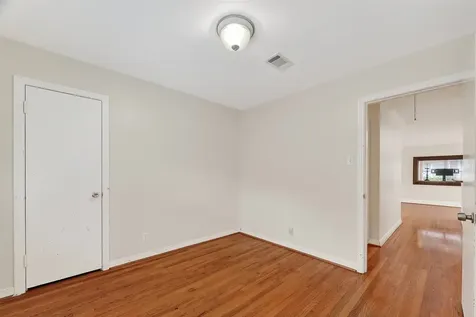 2010 Wakefield Drive Houston TX 77018