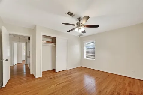 2010 Wakefield Drive Houston TX 77018