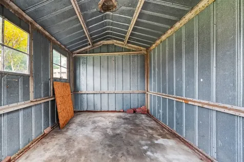 2010 Wakefield Drive Houston TX 77018