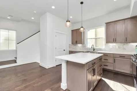 5410 Wheatley Street B Houston TX 77091