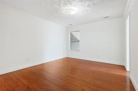 8502 Detroit Street C Houston TX 77017