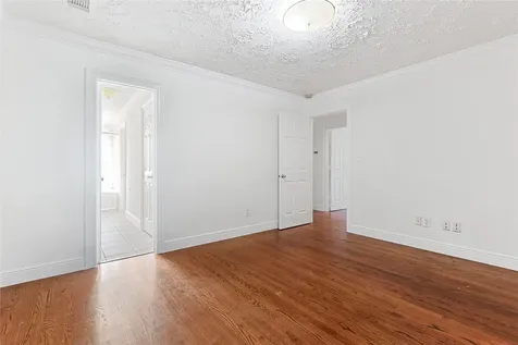 8502 Detroit Street C Houston TX 77017