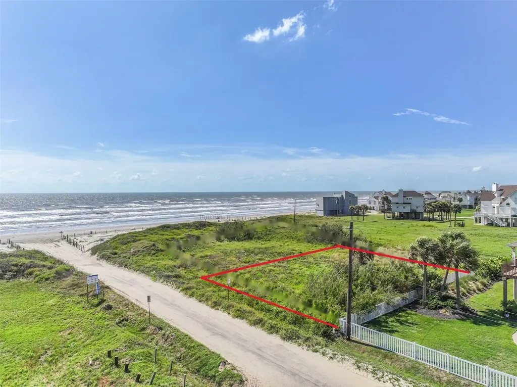 4015 11 Mile Road Galveston TX 77554