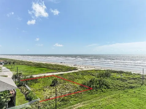 4015 11 Mile Road Galveston TX 77554