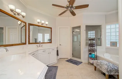 2 English Glade Court 2 The Woodlands TX 77381