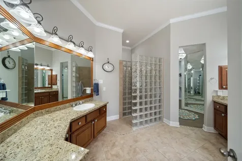 390 Wedgewood Drive Montgomery TX 77356