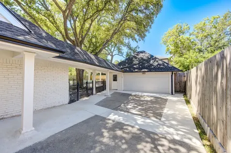 926 Old Lake Road Houston TX 77057