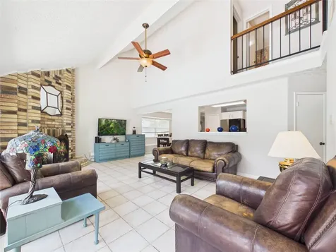 416 Meadowpoint Drive League City TX 77573