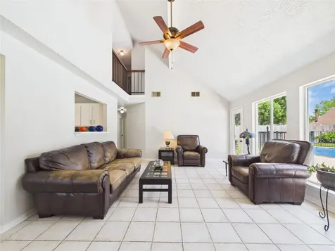 416 Meadowpoint Drive League City TX 77573