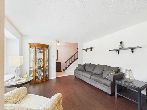 416 Meadowpoint Drive League City TX 77573