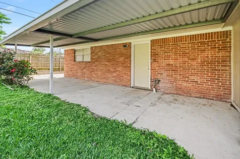2102 Hillshire Drive Deer Park TX 77536
