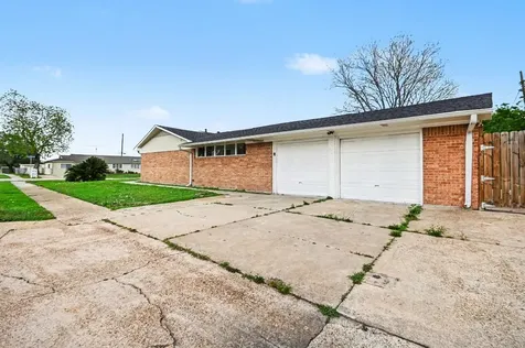 2102 Hillshire Drive Deer Park TX 77536