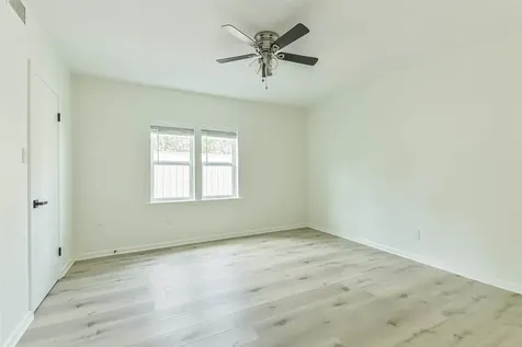 5922 Fairdale Lane C Houston TX 77057