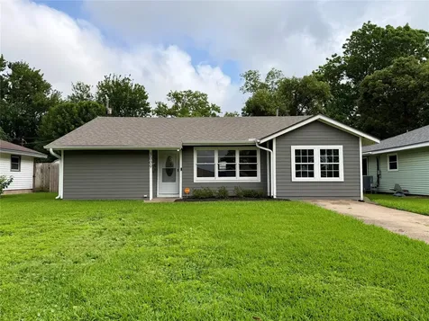 3009 Robinson Boulevard Texas City TX 77590