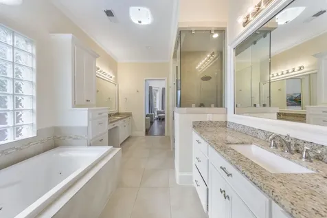 90 W Horizon Ridge Place Spring TX 77381