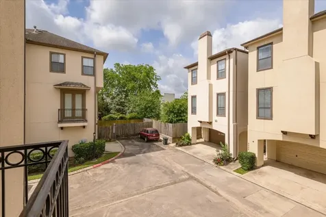3034 Orchard Drive Houston TX 77054