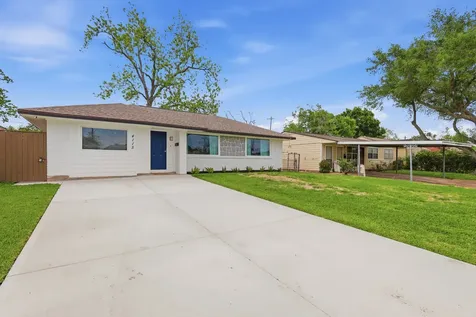 4115 Mowery Road Houston TX 77047