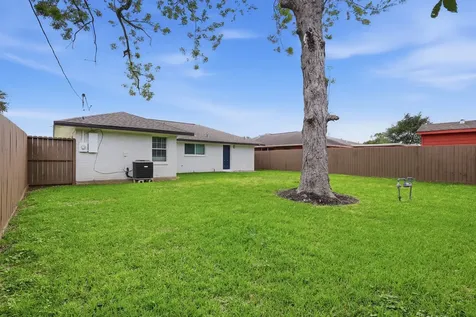 4115 Mowery Road Houston TX 77047