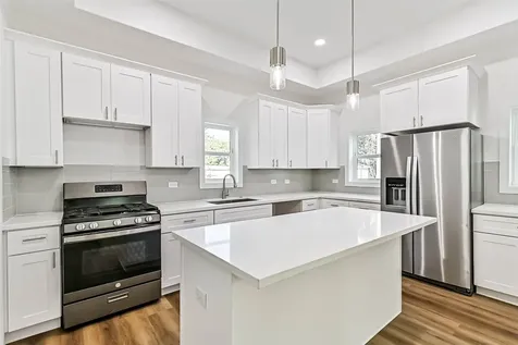 3124 Avenue R 1/2 Galveston TX 77550