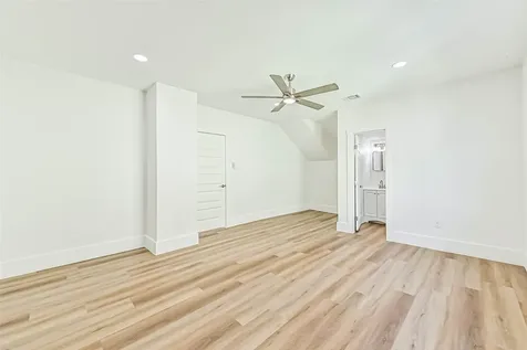 3124 Avenue R 1/2 Galveston TX 77550