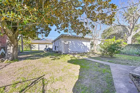 3124 Avenue R 1/2 Galveston TX 77550