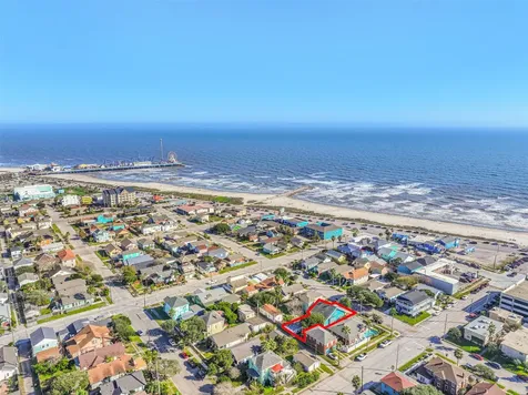 3124 Avenue R 1/2 Galveston TX 77550