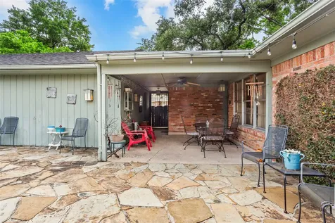 102 Parliament Drive Houston TX 77034