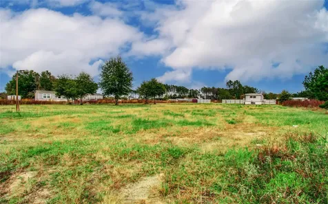 663 Road 5252 Cleveland TX 77327