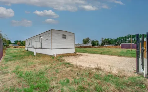 663 Road 5252 Cleveland TX 77327